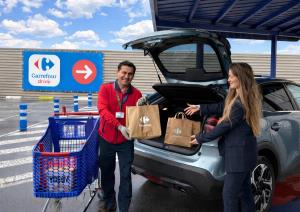 El servicio Drive de Carrefour se dispara en España y crece un 23% 